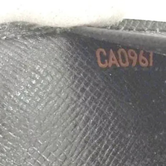 Louis Vuitton planner calendar card holder travel organizer passport wallet cute - Picture 9 of 11